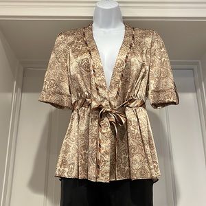 BCBG 100% tan silk front tie top excellent condition size xs